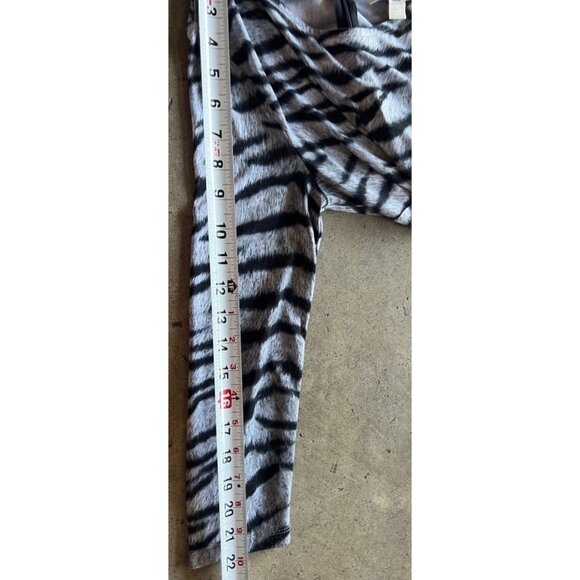 Michael Kors Sz XS Woman Black White Zebra Animal Print Cap Sleeve Dress Stretch - Picture 11 of 16
